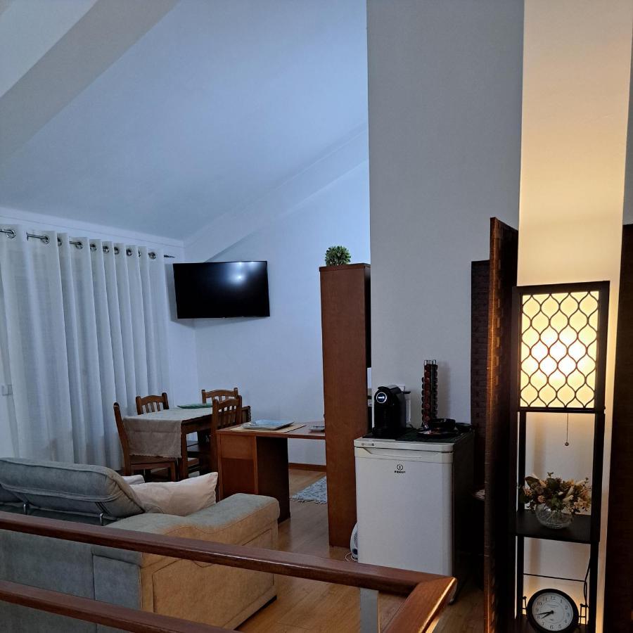 Chez Louise: Onde A Serra Beija O Ceu Lousã Εξωτερικό φωτογραφία